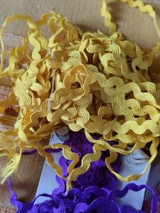 rikrak lace  all nearly more than 4 MTRS.
