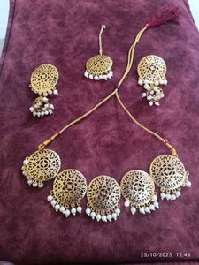 new unused gold Jewellery Set
