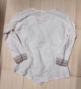 White Lace Trimmed Kurta
