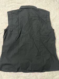 Sleeveless Black Collared Shirt