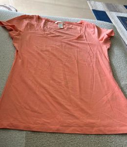 H &amp; M Peach Flutter Sleeve Tee