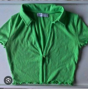 Green Ribbed Collared Zip-Up Crop Top