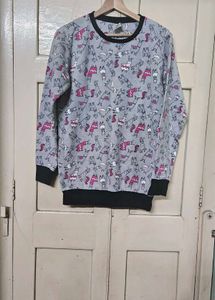 Sweatshirt
