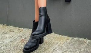 Black Chunky Heel gothic Boots