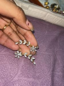 Sparkling ear cuffs