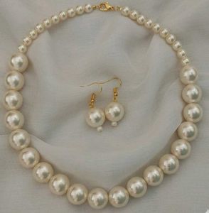 White Chunky Pearl Set