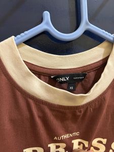 ONLY BROWN PRINTED CROPPED T  XS