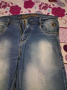 Stylish Distressed Blue Denim Jeans