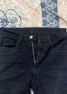 Black Flare Jeans - Trendy Style