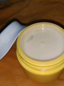 Dot &amp; Key Yoghurt Body Moisturizer