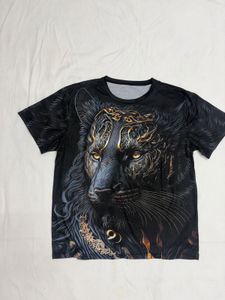 Men's Graphic T-Shirt - Black Wolf Print