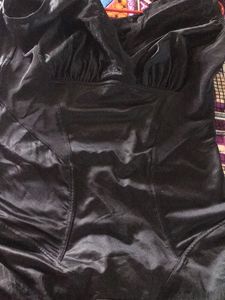 Body shaper / Stretchable