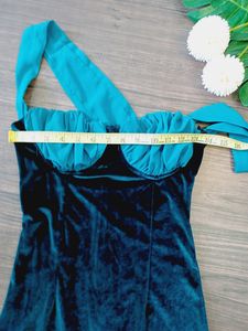 Glam Velvet Bodycon Dress