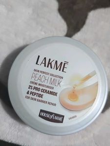 Lakme Peach Milk Creme Moisturiser