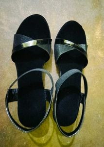 Free Delivery Women's Black Wedges