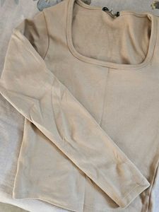 Crop Top With Full Length Sleeves