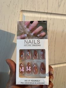 Press-On Nails - Cute Bow Design