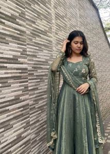 Elegant Green Ethnic Gown