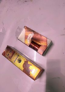 twoSandalwood Perfume Set