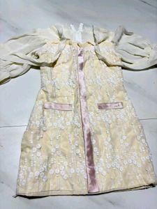 a very cute long top for xxs girlie