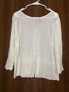 white loose top