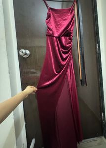 Elegant Burgundy Maxi Dress