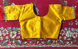 Beautiful Yellow Embroidered Blouse💛✨