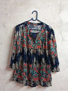 Floral Print V-Neck Blouse Multicolored
