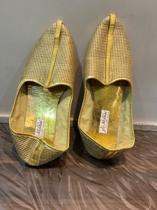 Gold Ethnic Jutti Shoes