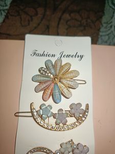 Set of 3 Hair Clips - Flower, Moon &amp; Heart