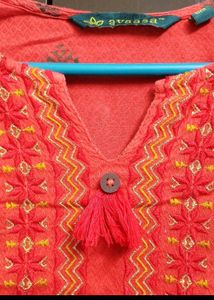 Avaasa Red And Gold Kurthi