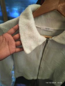 Cozy Cropped Zip-Up Sweater