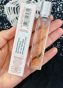 Irresistible Nude Velvet Perfume