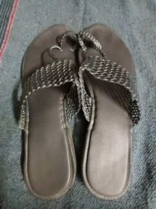 Stylish Chain Strap Flat Sandals