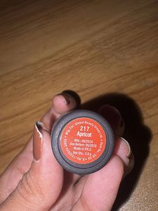 Swiss Beauty Lipstick - Vibrant Coral Red