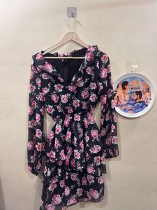 Chic Floral H&M dress