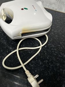 Bajaj Sandwich Maker