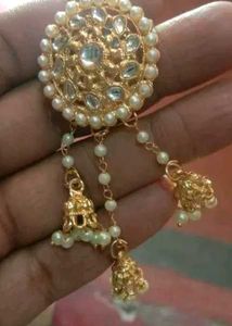 Graceful Earrings &amp; Studs