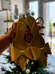 Zara Elegant Bow Detail Heels