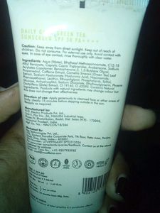 m caffeine daily glow green tea sunscreen