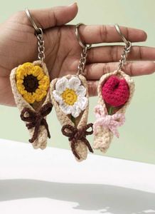Crocheted Daisy Keychain Bouquet