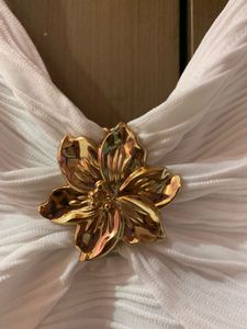 Trendy Crop Top With Flower