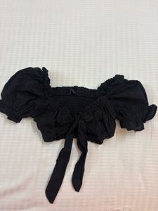 Black Puff Sleeve Smocked Crop Top