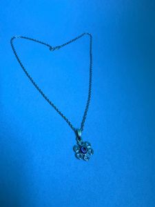 Floral Pendant Necklace with Earrings
