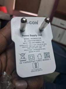 80 W CHARGER + VOCC SUPER FAST