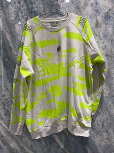 Stylish Graphic Print Sweatshirt