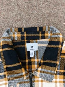 H&amp;M Men's Plaid Relaxed Fit Shirt
