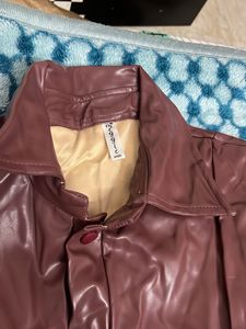 Stylish Burgundy winter coat🧥