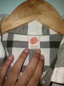 Young &amp; Free Check Pattern Top ( Women's)