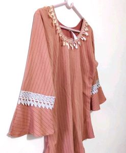 Elegant peach Top